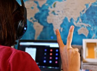 نظريات الدافعية في التعليم الإلكتروني.. توظيفها واستراتيجيات استثارتها