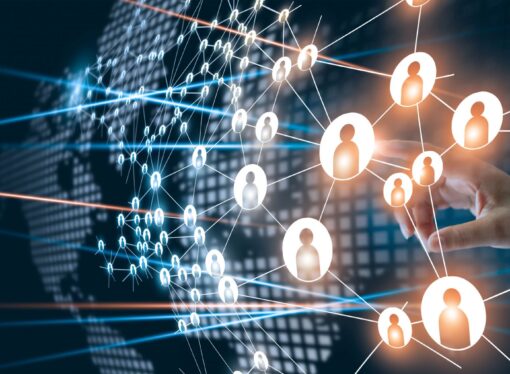 القيادة الافتراضية في المؤسسات التعليمية (قوقل درايف نموذجاً)