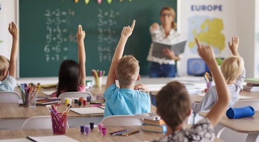 ملاحظة مقصودة لقيادة صفية عن بعد لمعلمة الصف الأول الابتدائي