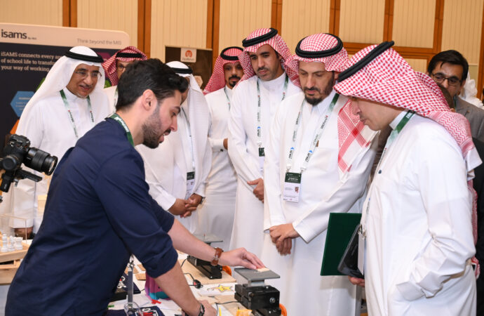 نجاح باهر في تطوير تعليم ستيم بالسعودية