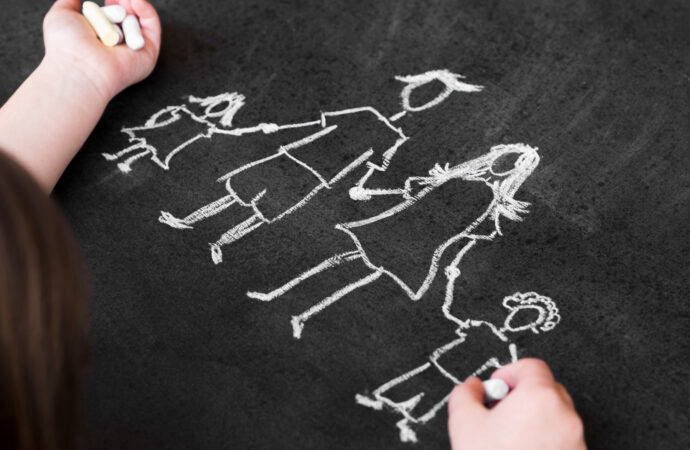 دور الوالدين في تنمية مهارات أطفالهم