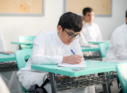 أهمية تعزيز الفهم الذاتي لدى الطلاب في مادة اللغة الإنجليزية